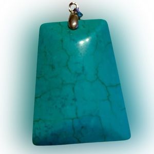 Premier Designs Faux Turquoise Necklace Pendant - NWOT -Captivating Elegance
